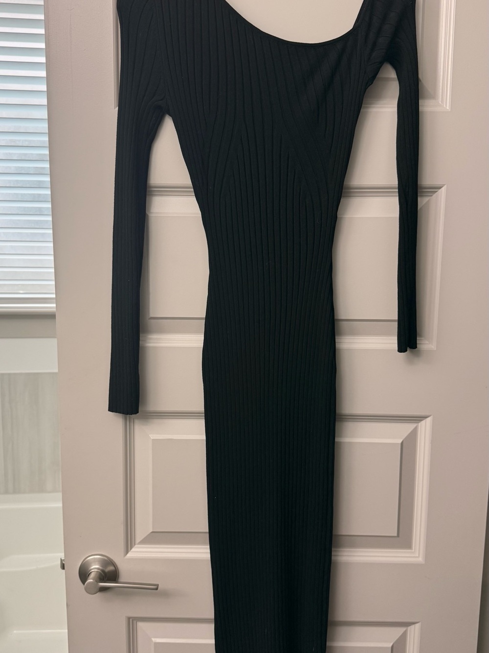 H&M Black Ribbed Long-Sleeve Scoop-Neck Midi Dress